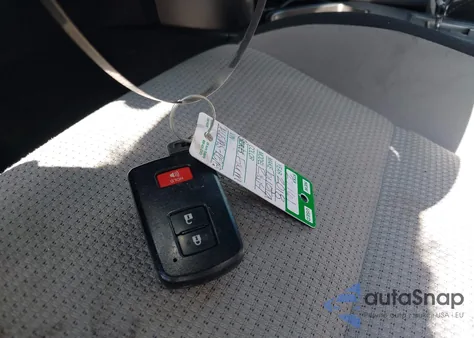 2018 Toyota Rav4 Xle z USA, uszkodzony, nr VIN JTMRFREV8JD235352